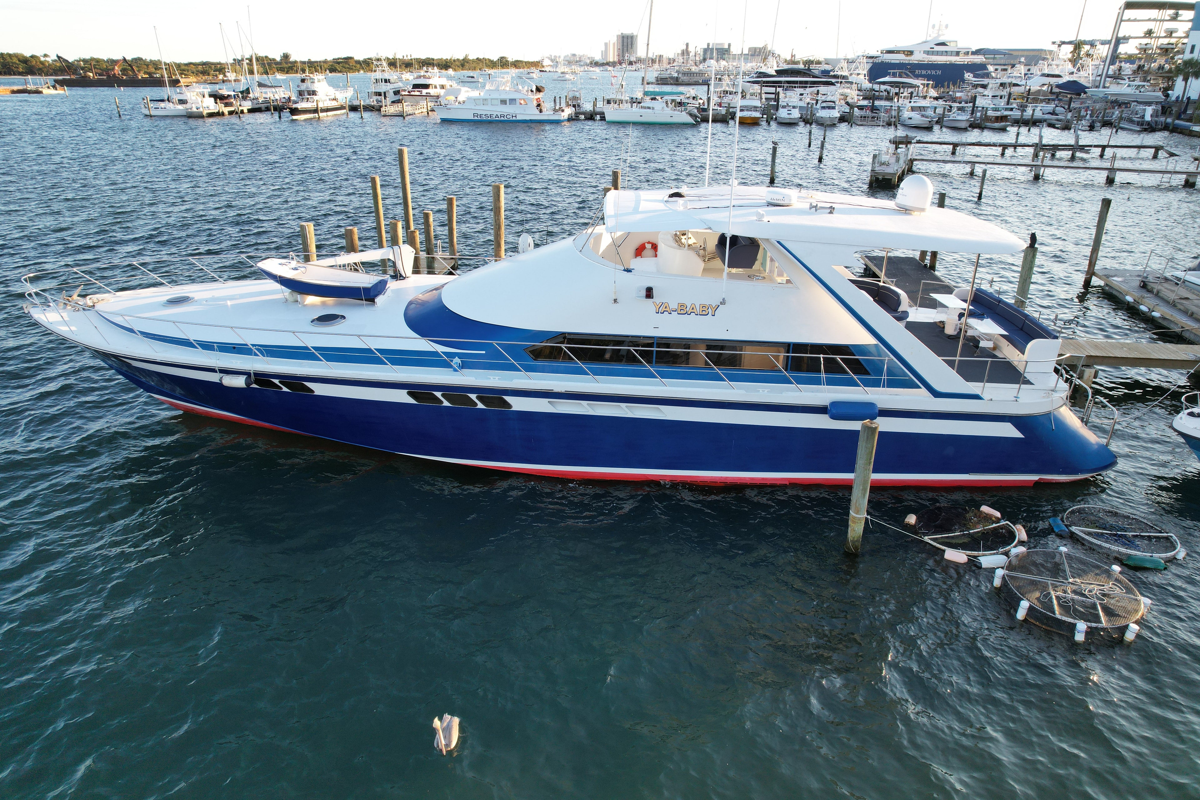 Ya Baby — 77 ft Custom Harry Schoell Express Cruiser